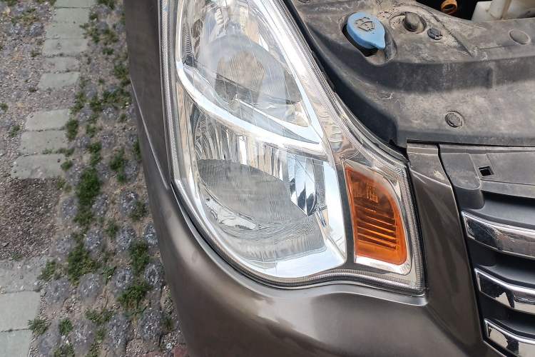 Used Nissan Sylphy 2018 Classic 1.6XE+ Manual Leading Edition Right Front Headlight