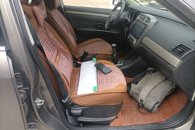 Used Nissan Sylphy 2018 Classic 1.6XE Manual Comfort Edition Right Front Seat