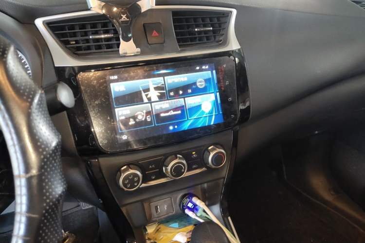 Used Nissan Sylphy 2019 Classic 1.6XL CVT Luxury Edition Audio And AC Panel