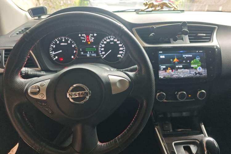 Used Nissan Sylphy 2019 1.6XV CVT Smart Connect Luxury Edition China VI Standard Audio And AC Panel