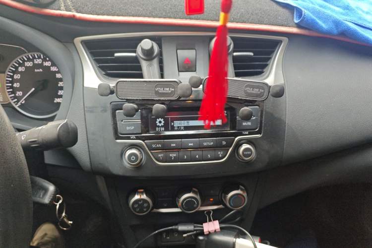 Used Nissan Sylphy 2019 Classic 1.6XE CVT Comfort Edition Audio And AC Panel