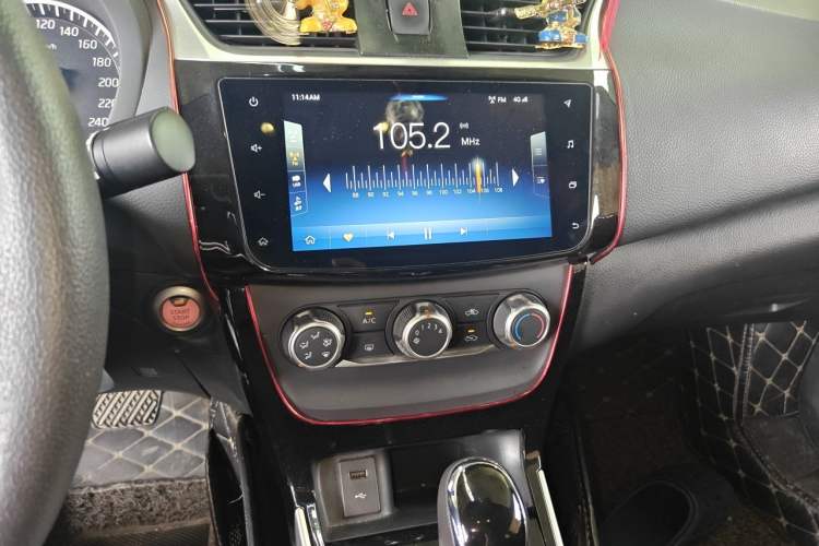 Used Nissan Sylphy 2019 1.6XV CVT Smart Connect Luxury Edition China VI Standard Audio And AC Panel