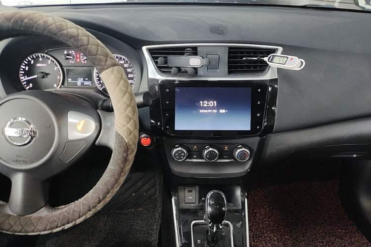 Used Nissan Sylphy 2019 1.6XV CVT Smart Connect Luxury Edition China VI Standard Audio And AC Panel