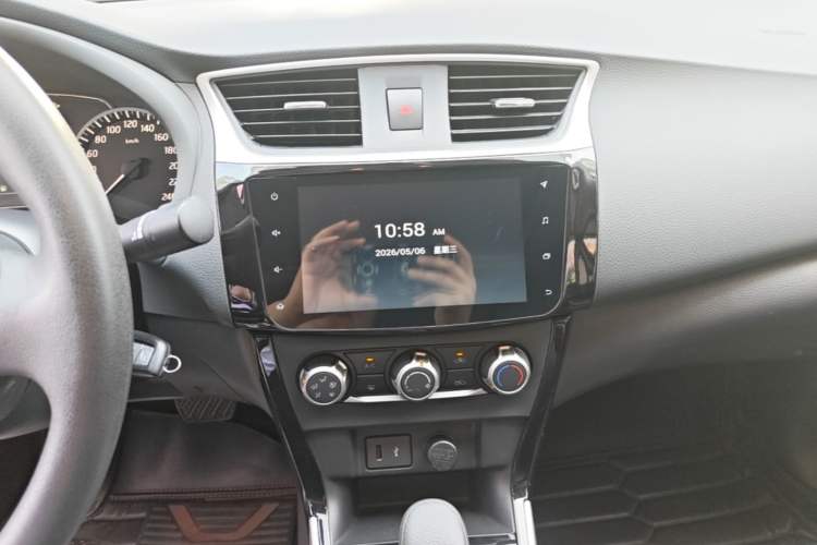 Used Nissan Sylphy 2019 Classic 1.6XL CVT Luxury Edition Audio And AC Panel