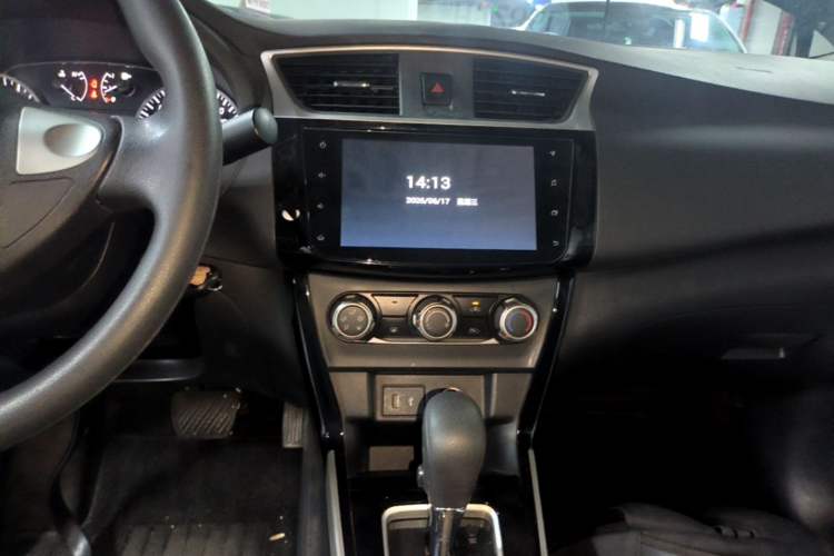 Used Nissan Sylphy 2019 Classic 1.6XL CVT Luxury Edition Audio And AC Panel