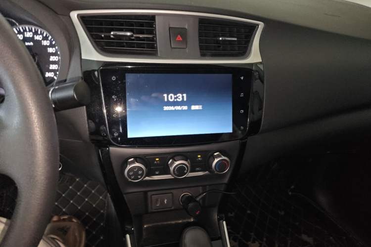 Used Nissan Sylphy 2019 Classic 1.6XL CVT Luxury Edition Audio And AC Panel