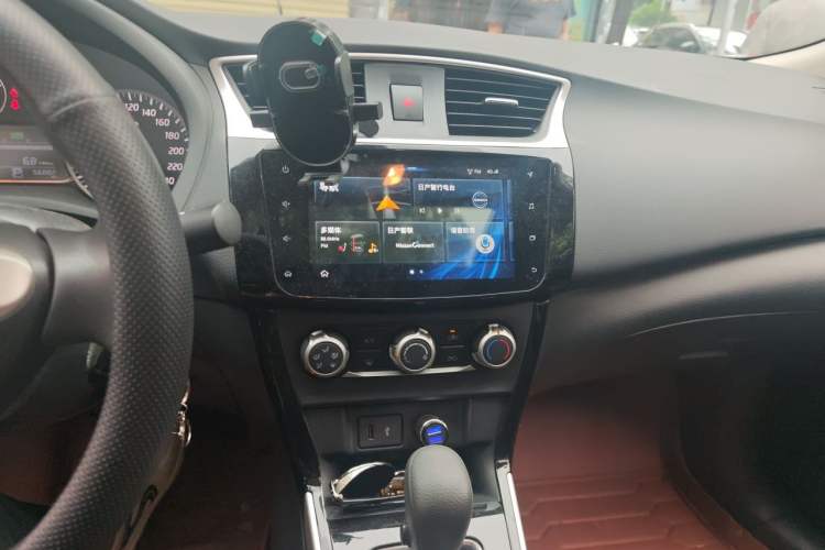Used Nissan Sylphy 2019 Classic 1.6XL CVT Luxury Edition Audio And AC Panel