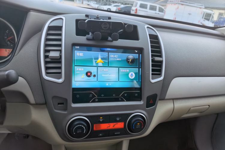 Used Nissan Sylphy 2019 Classic 1.6XE+ Manual Smart Connect Luxury Edition Audio And AC Panel