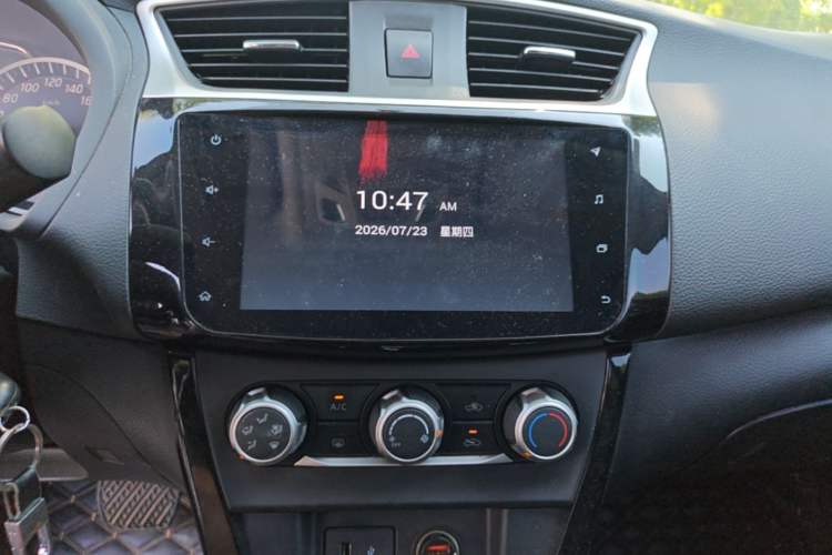 Used Nissan Sylphy 2019 Classic 1.6XL CVT Luxury Edition Audio And AC Panel