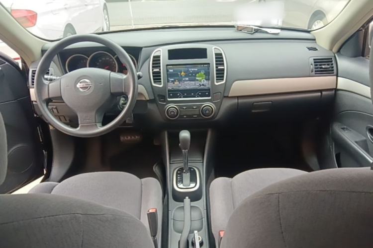 Used Nissan Sylphy 2019 Classic 1.6XE+ CVT SmartConnect Leading Edition Center Console