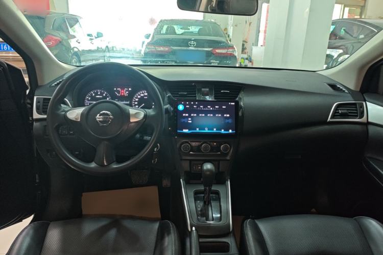 Used Nissan Sylphy 2019 Classic 1.6XE CVT Comfort Edition Center Console