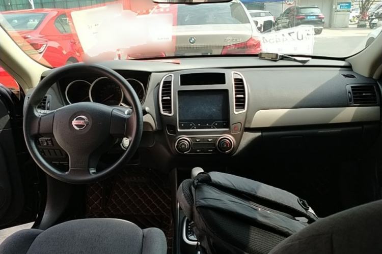 Used Nissan Sylphy 2019 Classic 1.6XE+ CVT SmartConnect Leading Edition Center Console