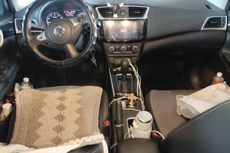 Used Nissan Sylphy 2019 Classic 1.6XL CVT Luxury Edition Center Console
