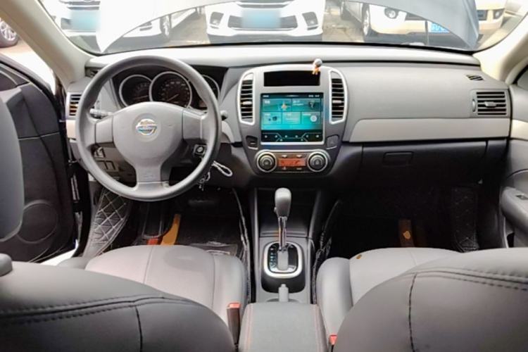 Used Nissan Sylphy 2019 Classic 1.6XE+ CVT SmartConnect Leading Edition Center Console
