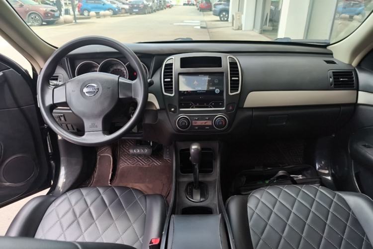 Used Nissan Sylphy 2019 Classic 1.6XE+ CVT SmartConnect Leading Edition Center Console