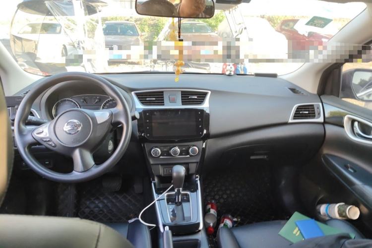 Used Nissan Sylphy 2019 Classic 1.6XL CVT Luxury Edition Center Console