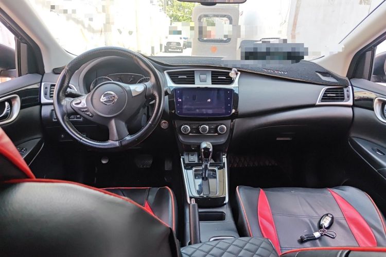 Used Nissan Sylphy 2019 1.6XV CVT Smart Connect Luxury Edition China VI Standard Center Console