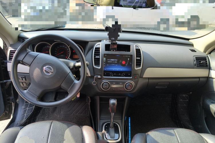 Used Nissan Sylphy 2019 Classic 1.6XE+ CVT SmartConnect Leading Edition Center Console