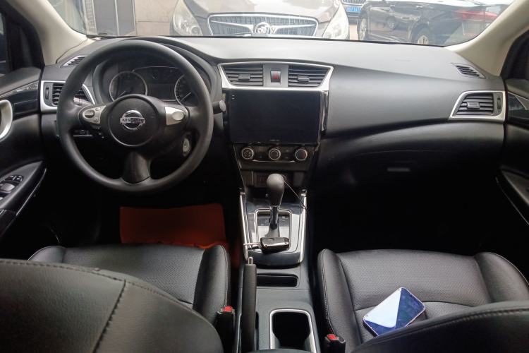 Used Nissan Sylphy 2019 Classic 1.6XL CVT Luxury Edition Center Console