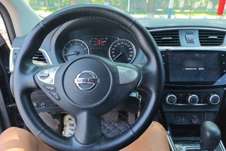 Used Nissan Sylphy 2019 Classic 1.6XL CVT Luxury Edition Center Console