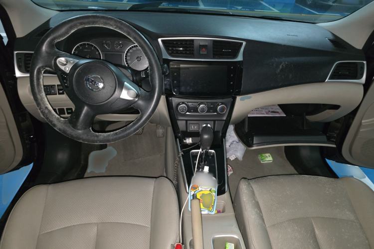 Used Nissan Sylphy 2019 Classic 1.6XL CVT Luxury Edition Center Console