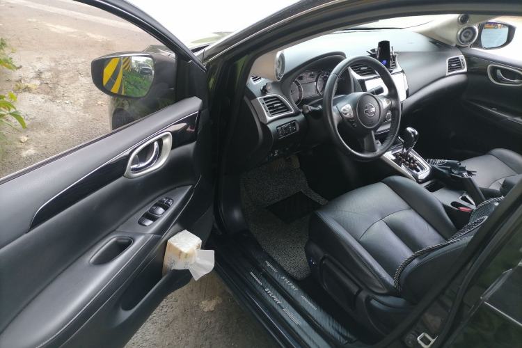 Used Nissan Sylphy 2019 1.6XV CVT Smart Connect Luxury Edition China VI Standard Driver Seat