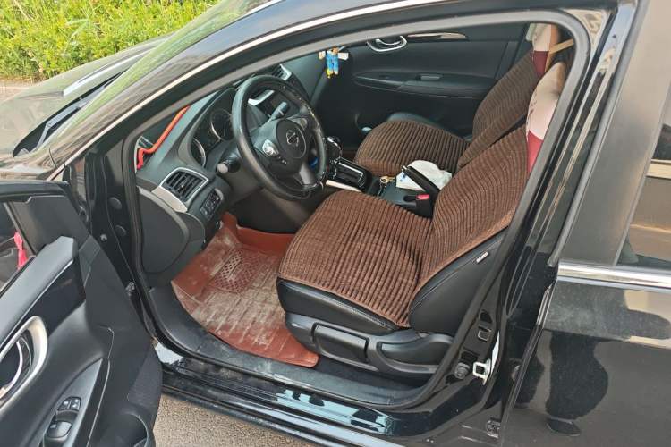 Used Nissan Sylphy 2019 1.6XV CVT Smart Connect Luxury Edition China VI Standard Driver Seat