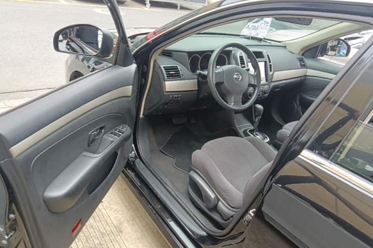 Used Nissan Sylphy 2019 Classic 1.6XE+ CVT SmartConnect Leading Edition Driver Seat