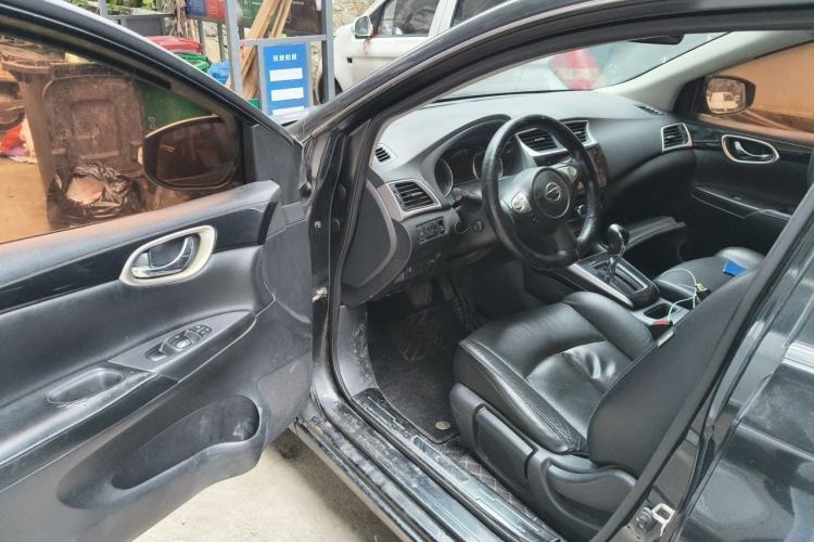 Used Nissan Sylphy 2019 1.6XV CVT Smart Connect Luxury Edition China V Standard Driver Seat