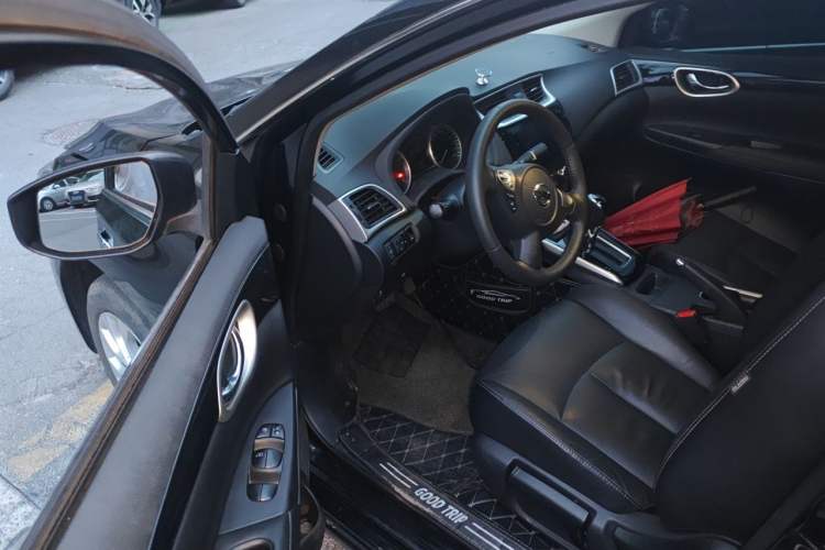 Used Nissan Sylphy 2019 1.6XV CVT Smart Connect Luxury Edition China VI Standard Driver Seat