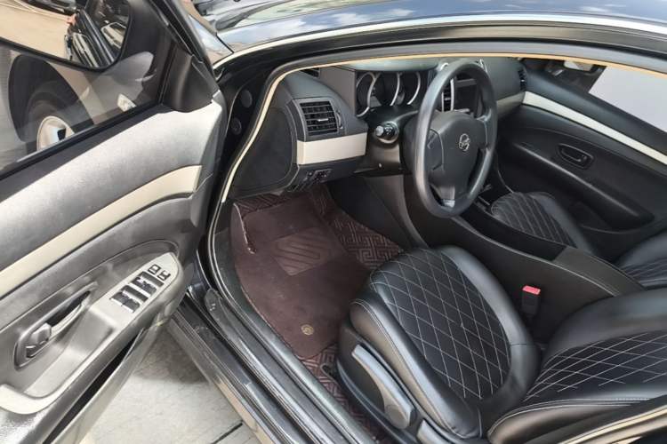 Used Nissan Sylphy 2019 Classic 1.6XE+ CVT SmartConnect Leading Edition Driver Seat