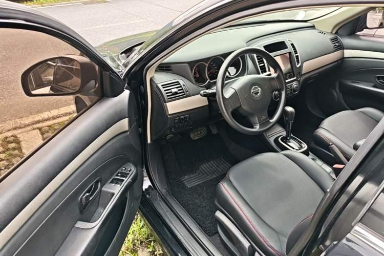 Used Nissan Sylphy 2019 Classic 1.6XE+ CVT SmartConnect Leading Edition Driver Seat