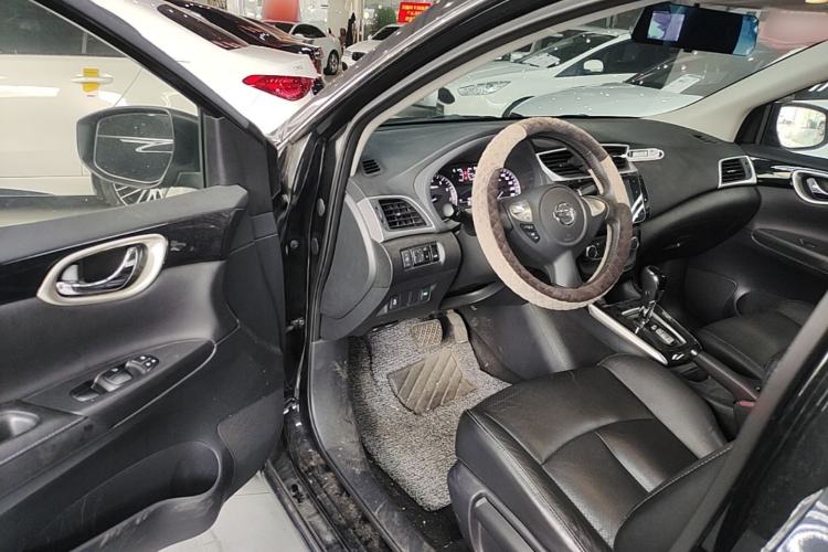 Used Nissan Sylphy 2019 1.6XV CVT Smart Connect Luxury Edition China VI Standard Driver Seat
