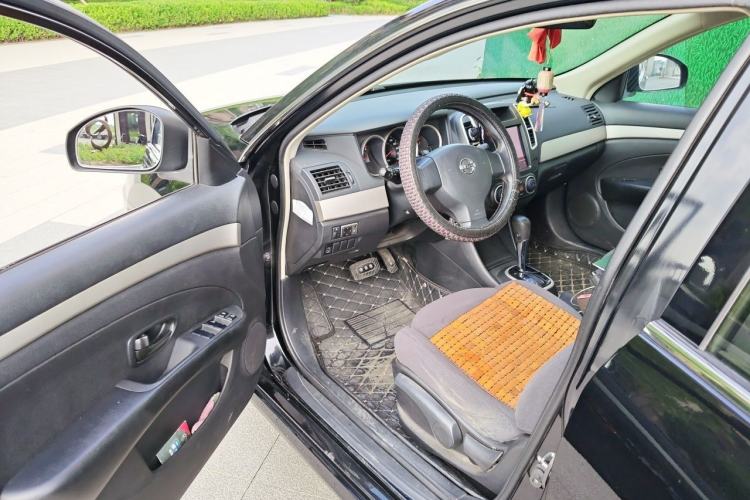 Used Nissan Sylphy 2019 Classic 1.6XE+ CVT SmartConnect Leading Edition Driver Seat