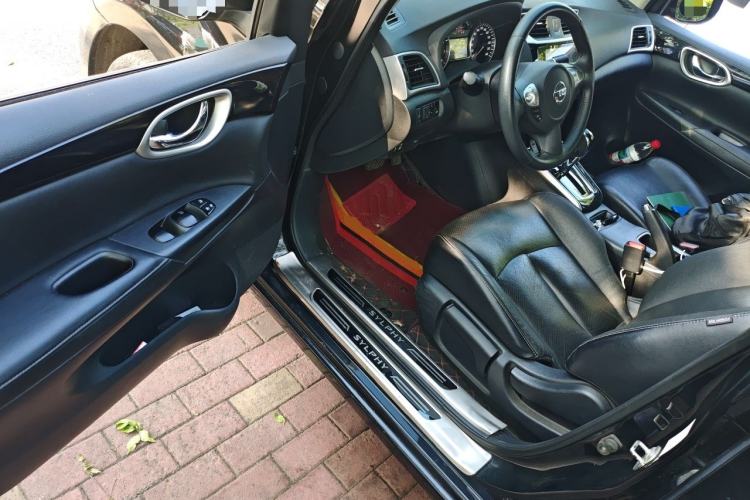 Used Nissan Sylphy 2019 1.6XV CVT Smart Connect Luxury Edition China VI Standard Driver Seat