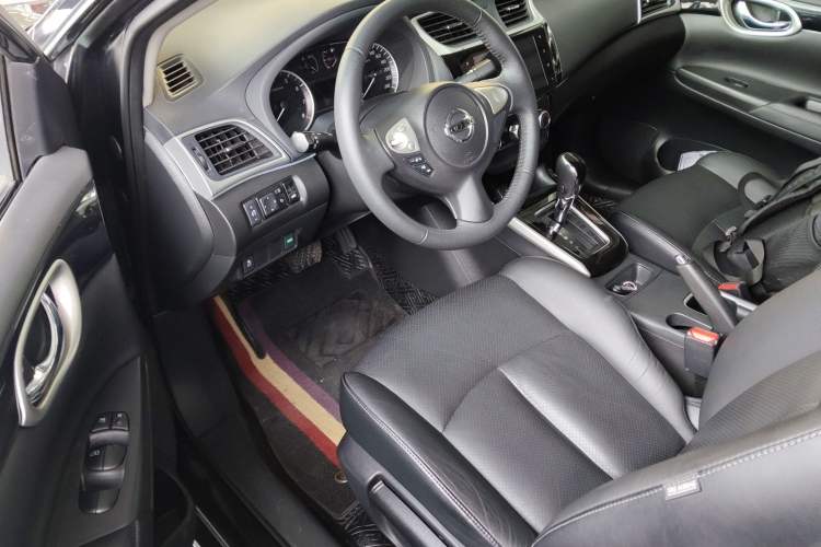 Used Nissan Sylphy 2019 1.6XV CVT Smart Connect Luxury Edition China VI Standard Driver Seat