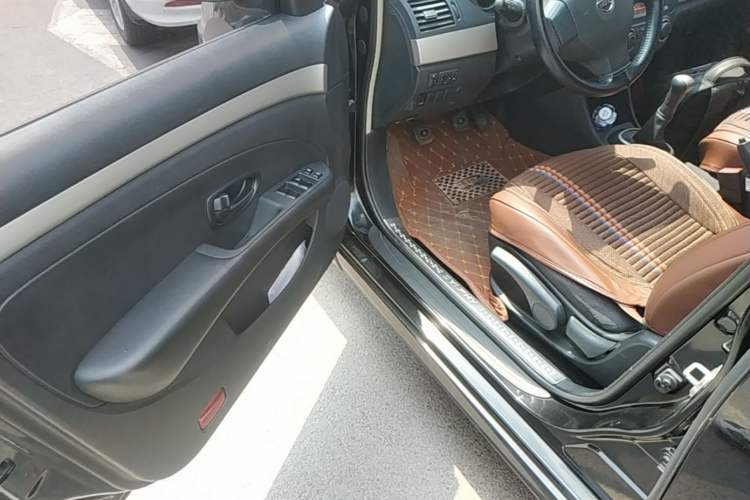 Used Nissan Sylphy 2019 Classic 1.6XE+ Manual SmartConnect Leading Edition Driver Seat