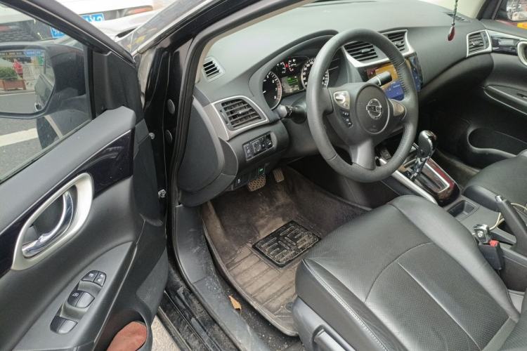 Used Nissan Sylphy 2019 1.6XV CVT Smart Connect Luxury Edition China VI Standard Driver Seat