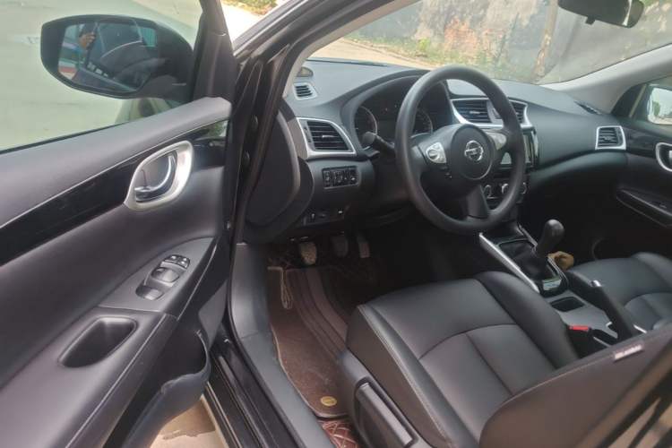 Used Nissan Sylphy 2019 Classic 1.6 XL Manual Luxury Edition Driver Seat