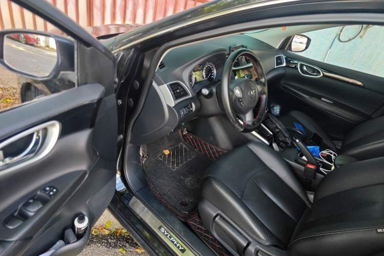 Used Nissan Sylphy 2019 1.6XV CVT Smart Connect Luxury Edition China VI Standard Driver Seat