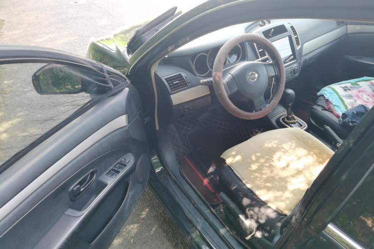 Used Nissan Sylphy 2019 Classic 1.6XE+ CVT SmartConnect Leading Edition Driver Seat