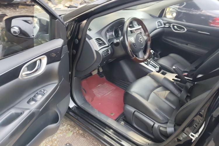 Used Nissan Sylphy 2019 1.6XV CVT Smart Connect Luxury Edition China VI Standard Driver Seat
