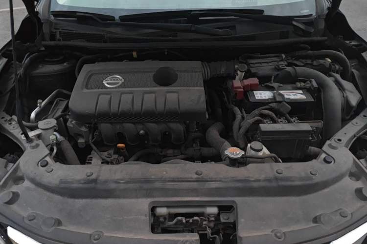 Used Nissan Sylphy 2019 1.6XV CVT Smart Connect Luxury Edition China VI Standard Engine Bay