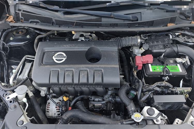 Used Nissan Sylphy 2019 1.6XV CVT Smart Connect Luxury Edition China VI Standard Engine Bay