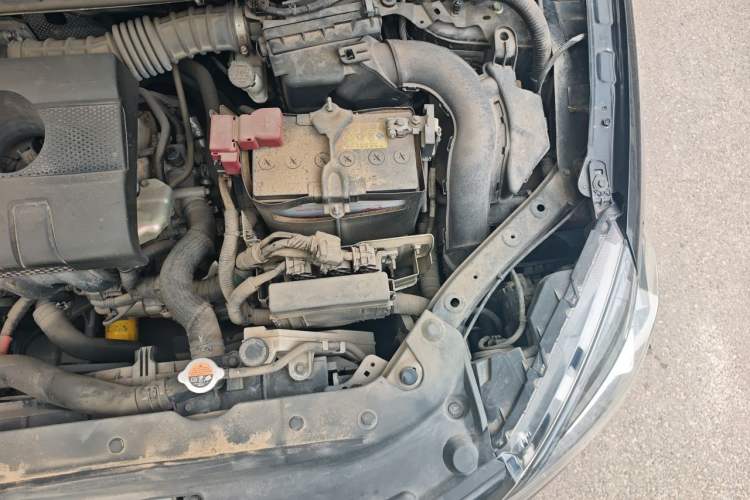 Used Nissan Sylphy 2019 1.6XV CVT Smart Connect Luxury Edition China VI Standard Engine Bay Left