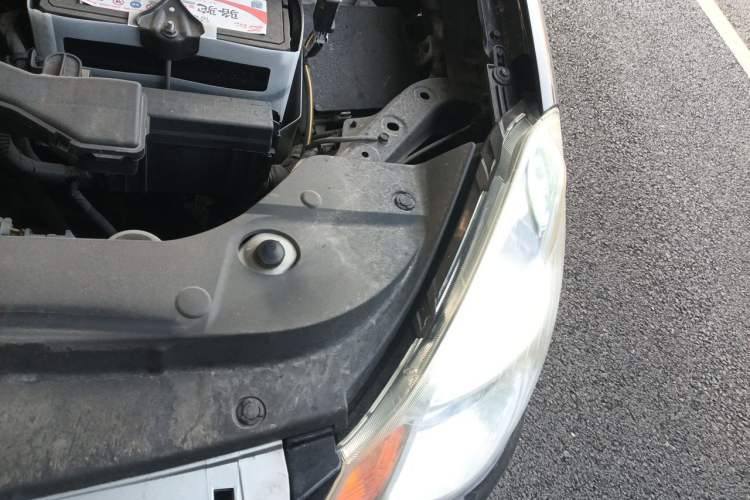 Used Nissan Sylphy 2019 Classic 1.6XE+ CVT SmartConnect Leading Edition Engine Bay Left