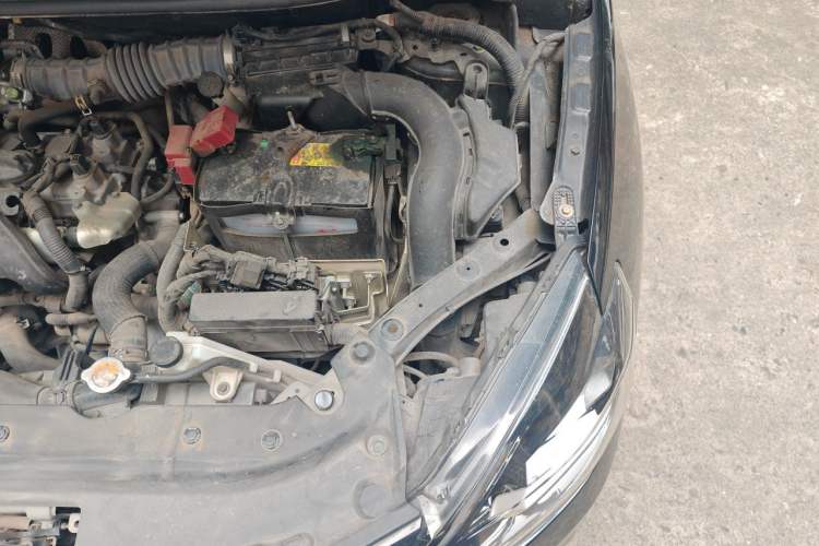 Used Nissan Sylphy 2019 Classic 1.6 XL Manual Luxury Edition Engine Bay Left