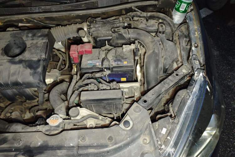 Used Nissan Sylphy 2019 1.6XV CVT Smart Connect Luxury Edition China VI Standard Engine Bay Left