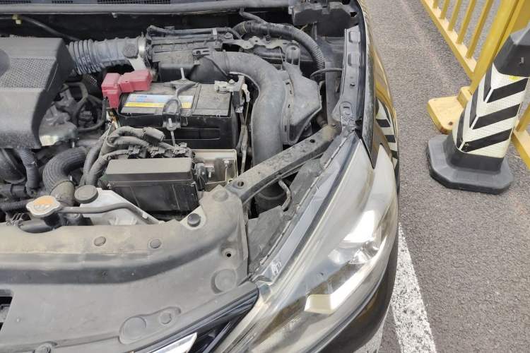 Used Nissan Sylphy 2019 1.6XV CVT Smart Connect Luxury Edition China VI Standard Engine Bay Left