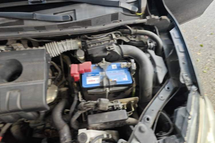 Used Nissan Sylphy 2019 1.6XV CVT Smart Connect Luxury Edition China VI Standard Engine Bay Left